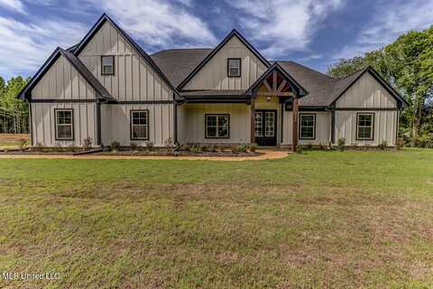 9094 Treadway Creek Drive, Hernando, MS 38632