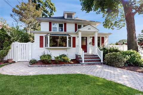 28 Devine Avenue, Syosset, NY 11791