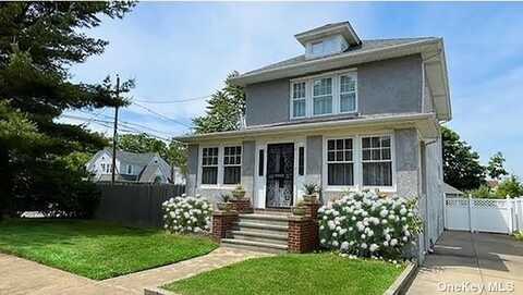 3189 Wilmarth, Wantagh, NY 11793