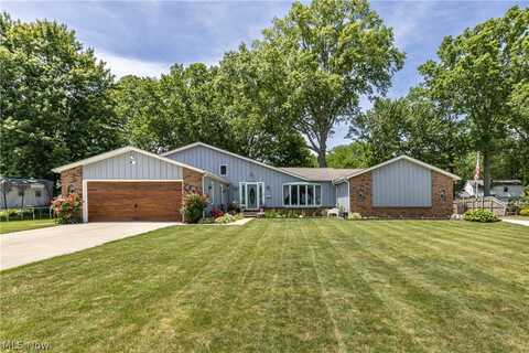 10 Salem Court, Avon Lake, OH 44012