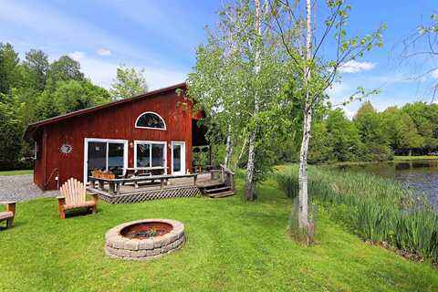 391 West Shore Road, Glover, VT 05839