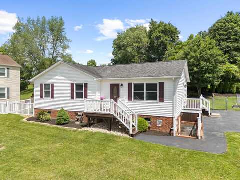 1400 GLADEWOOD Drive, Blacksburg, VA 24060