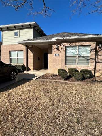 2700 Gordon Avenue, Fort Worth, TX 76110