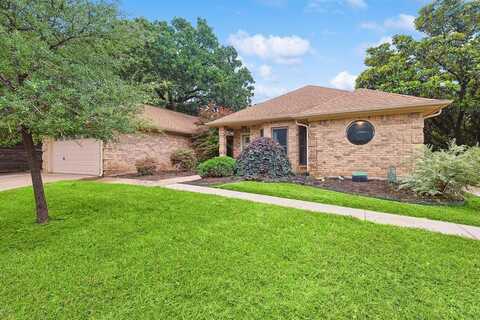 807 Forestcrest Court, Euless, TX 76039
