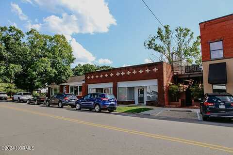 110 & 150 E Connecticut Avenue, Southern Pines, NC 28387