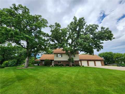 560 26th Street NE, Owatonna, MN 55060