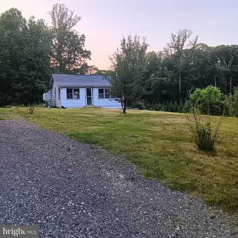 18260 JOHNSON ROAD, TRIANGLE, VA 22172