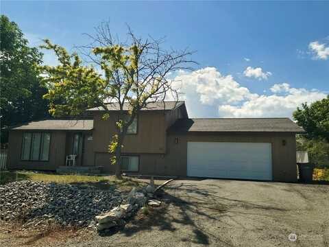 Hillcrest Circle, OMAK, WA 98841