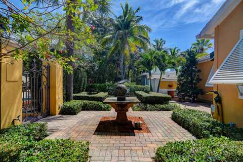 18Th, Lake Worth, FL 33460