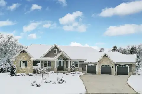 Hidden Acres, NEENAH, WI 54956