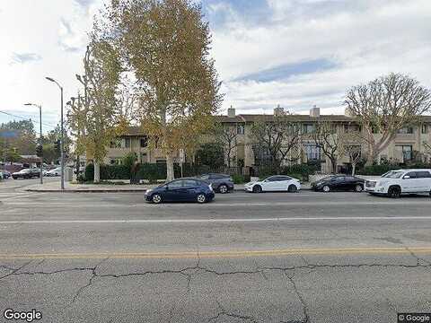 Shoup Ave, West Hills, CA 91307