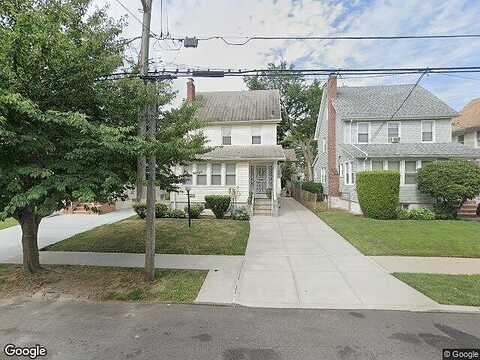 205Th, SAINT ALBANS, NY 11412