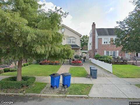 72Nd, FLUSHING, NY 11367