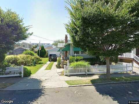 Beach 3Rd, FAR ROCKAWAY, NY 11691