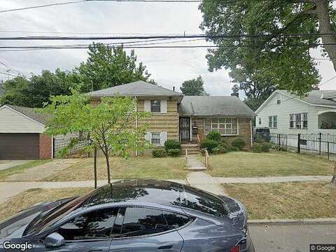 78Th, FRESH MEADOWS, NY 11366