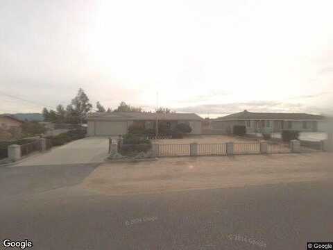 Pine, HESPERIA, CA 92345