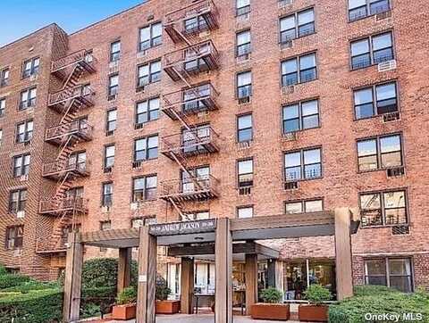 Leverich, JACKSON HEIGHTS, NY 11372