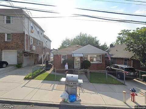 117Th, COLLEGE POINT, NY 11356