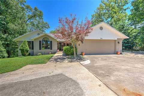 2606 Linebarger LN, Bentonville, AR 72712