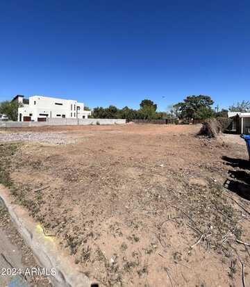 2327 N 29th Street, Phoenix, AZ 85008
