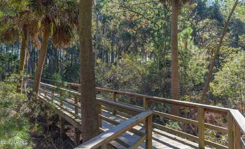 58 Old Smugglers Wharf Road, Saint Helena Island, SC 29920