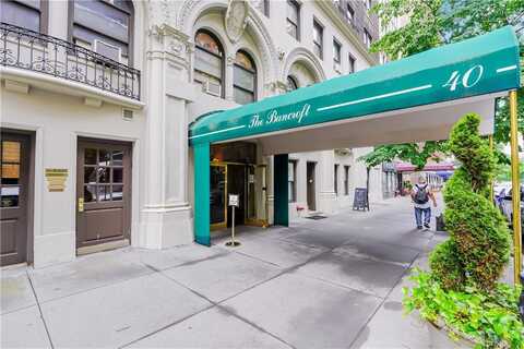 40 West 72nd Street, New York, NY 10023