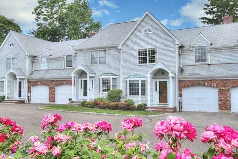 38 Mead Street, New Canaan, CT 06840