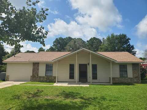 107 Patricia Lane, Daleville, AL 36322