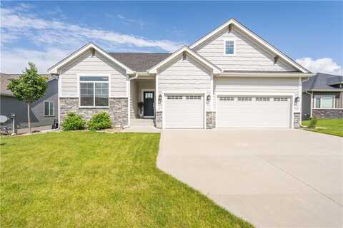 911 NW Ridgeline Court, Ankeny, IA 50023