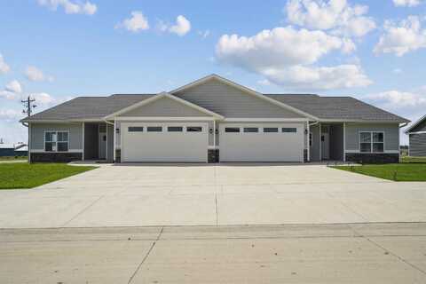 272 Meadow Brook, Manchester, IA 52057