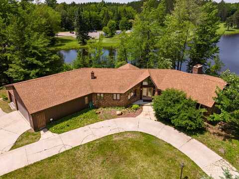 130 Lakewood Drive, Cadillac, MI 49601