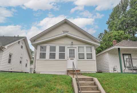 2113 S Franklin Street, South Bend, IN 46613