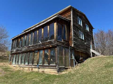 245 Hickory Bend Dr, Droop Mountain, WV 24946