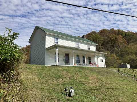 2595 Beech Fork Road, Lavalette, WV 25535