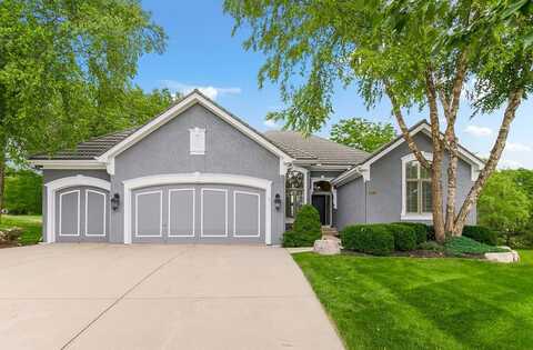 9923 Fountain Circle, Lenexa, KS 66220