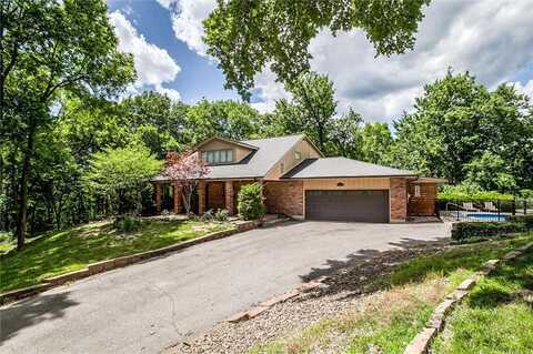 5480 NW Platte Drive, Riverside, MO 64150