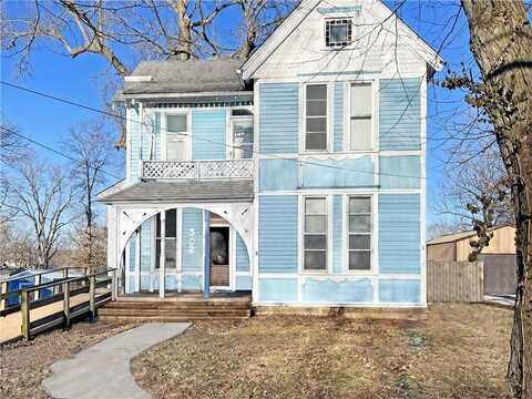 302 E Florence Street, Windsor, MO 65360