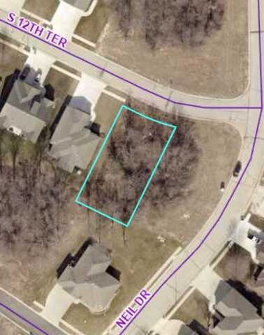 1105 S 12th Terrace, Louisburg, KS 66053