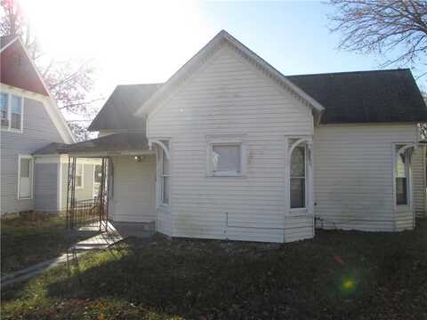 211 W 13th Street, Horton, KS 66439