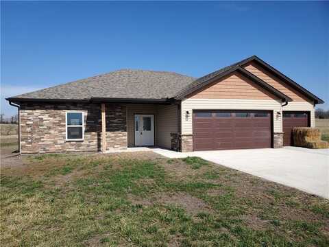 7 SW 300th Road, Warrensburg, MO 64093