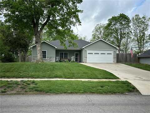 904 S 33rd Street, Saint Joseph, MO 64507