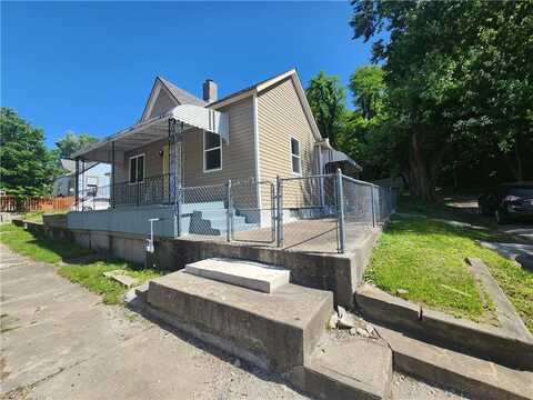 702 Corby Street, Saint Joseph, MO 64501