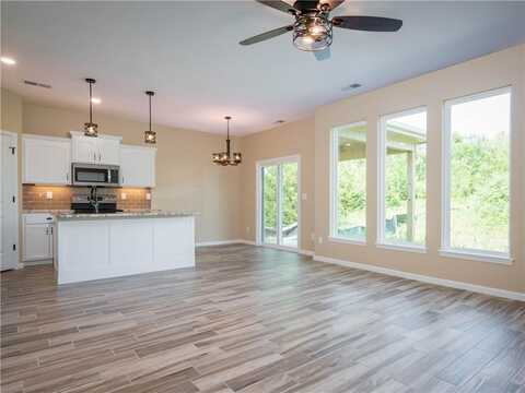 1316 NE White Oaks Lane, Oak Grove, MO 64075