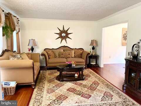 2 OUTPOST CT, NORTH POTOMAC, MD 20878