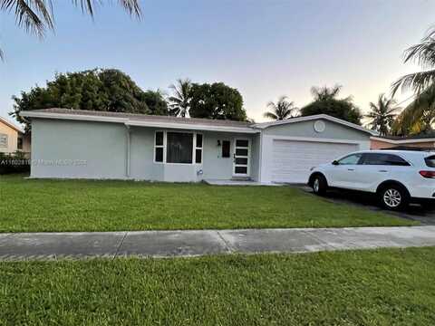 3240 NW 41st St, Lauderdale Lakes, FL 33309