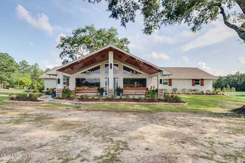 21611 Saucier Fairley Road, Saucier, MS 39574