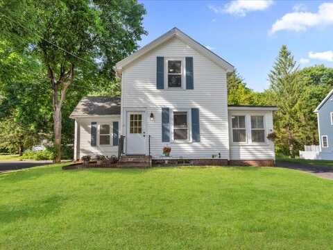 21 Ellis St, Framingham, MA 01701