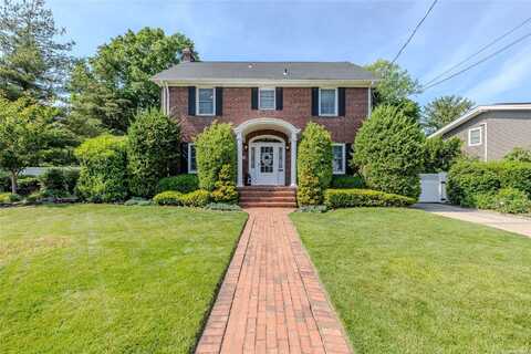 3445 Lufberry Avenue, Wantagh, NY 11793