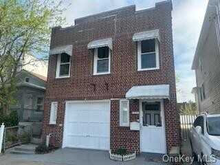 1034 E 226th Street, Bronx, NY 10466