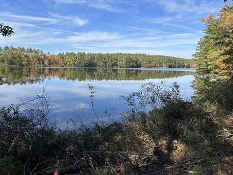 7acres Family Circle, Sebago, ME 04029